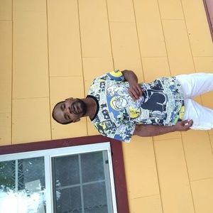 Meet your Posher, Dione